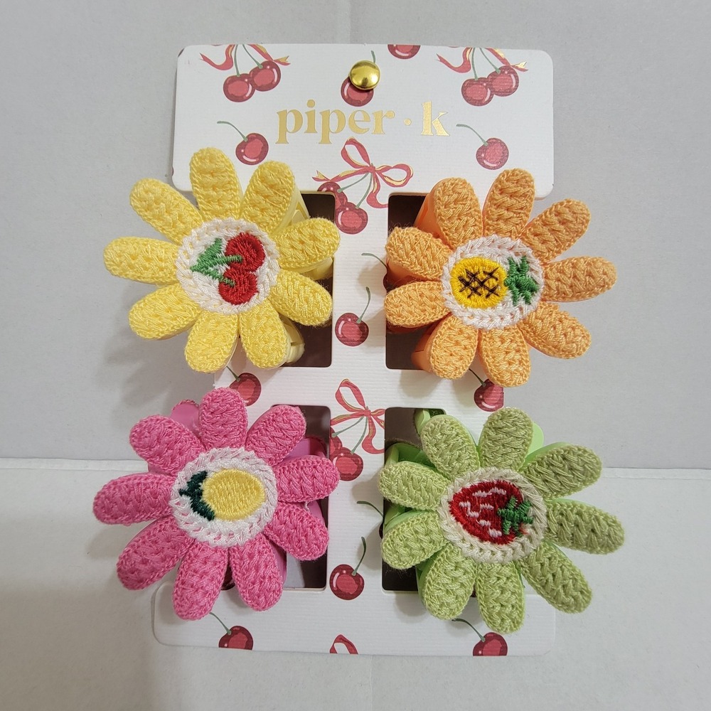 NEW Piper K  Hair Clips Set Of 4  Crocheted‎ Flower Daisy Pink Orange Green 2.5"